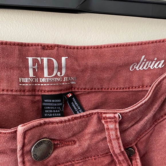 FDJ Women's Ankle-Length Burgundy Jeans - Picture 2 of 4